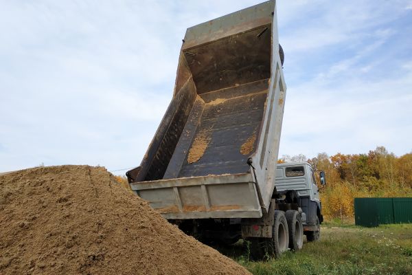 Topsoil Delivery in Jacksonville