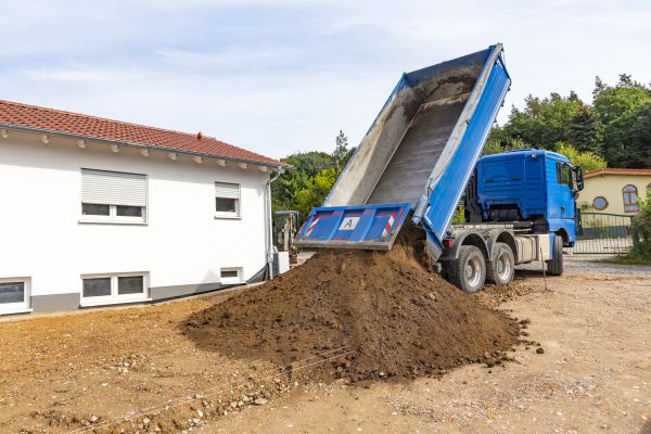 Garden Dirt Delivery in Jacksonville