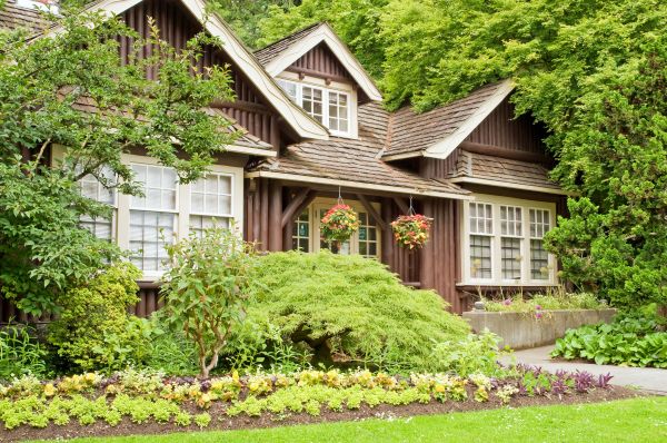 Log Home Landscaping in Jacksonville